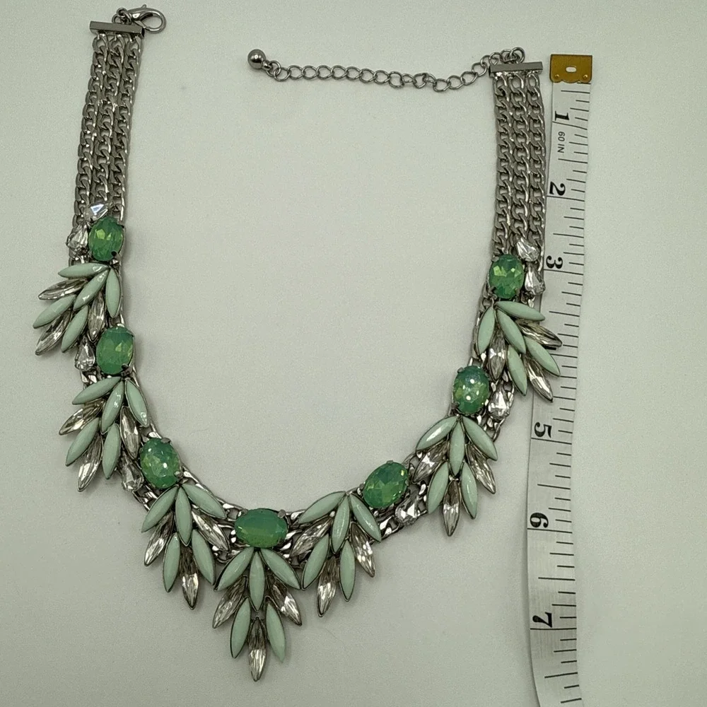 Elegant Natasha Mint Green Glass Rhinestones Statement Collar Necklace